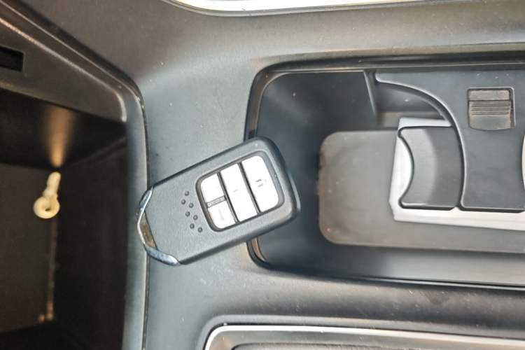 Used Honda Inspire 2019 260TURBO Elegant Edition China VI Emission Standard Vehicle Key