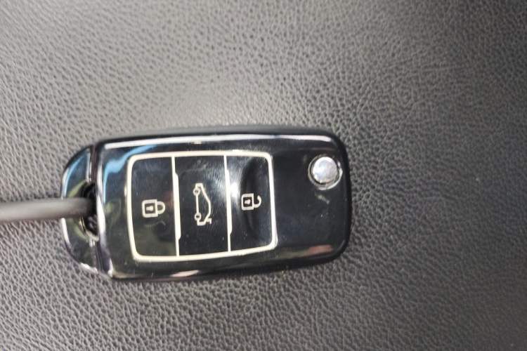 Used Honda Inspire 2019 260TURBO Elegant Edition China VI Emission Standard Vehicle Key