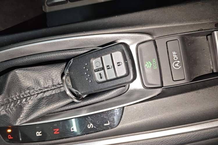 Used Honda Inspire 2019 260TURBO Elegant Edition China VI Emission Standard Vehicle Key