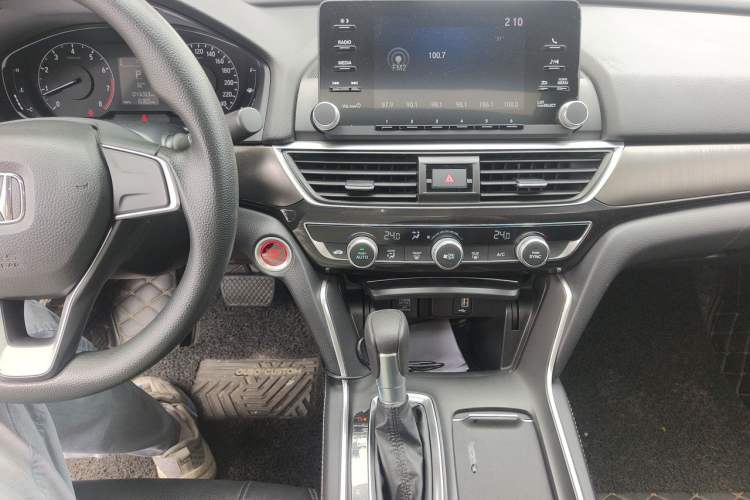 Used Honda Inspire 2019 260TURBO Elegant Edition China V Standard Audio And AC Panel