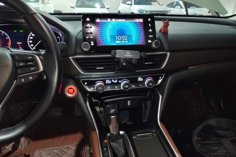 Used Honda Inspire 2019 260TURBO Elite Edition China V Standard Audio And AC Panel
