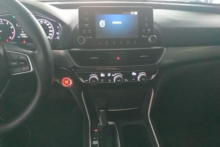 Used Honda Inspire 2019 260TURBO Elegant Edition China V Emission Standard Audio And AC Panel