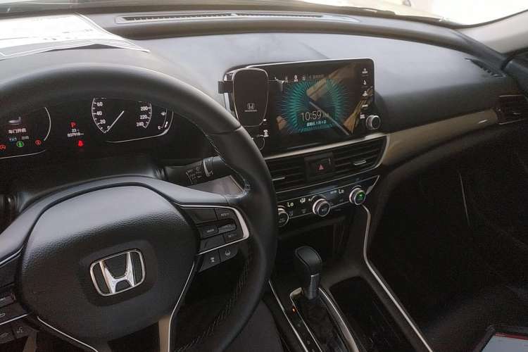 Used Honda Inspire 2019 260TURBO Elite Edition China V Standard Center Console