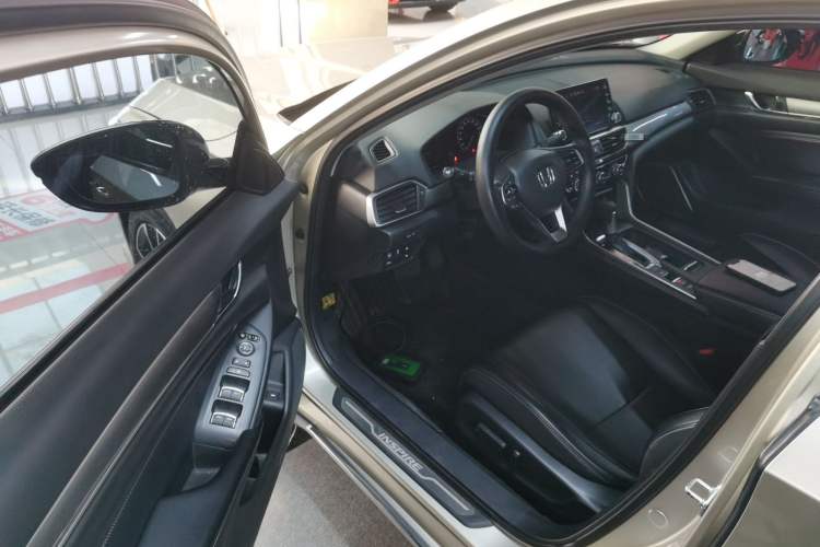 Used Honda Inspire 2019 260TURBO Elite Edition China V Standard Driver Seat