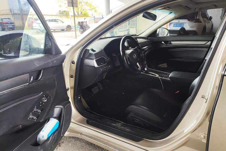 Used Honda Inspire 2019 260TURBO Elegant Edition China VI Emission Standard Driver Seat