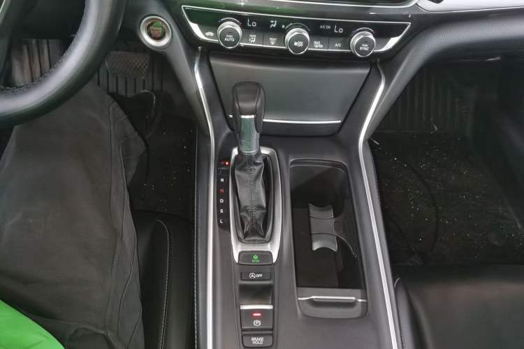 Used Honda Inspire 2019 260TURBO Elite Edition China V Standard Gear Lever