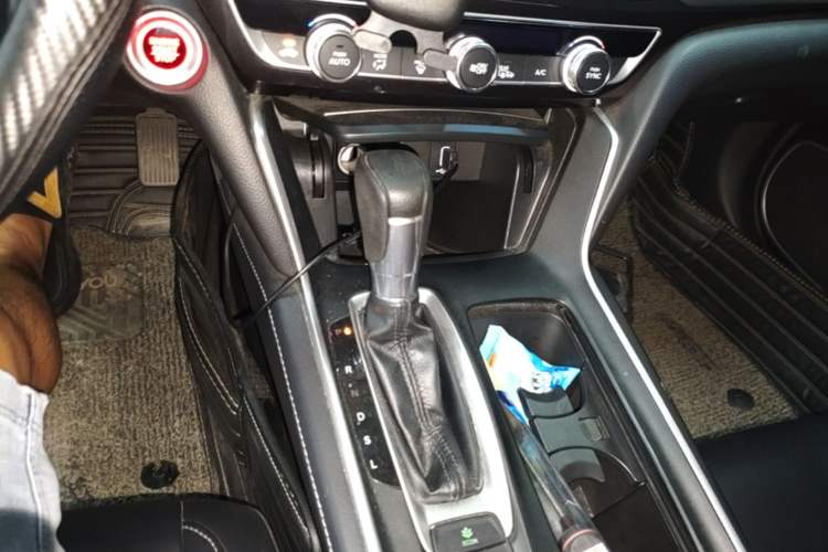 Used Honda Inspire 2019 260TURBO Elegant Edition China V Emission Standard Gear Lever