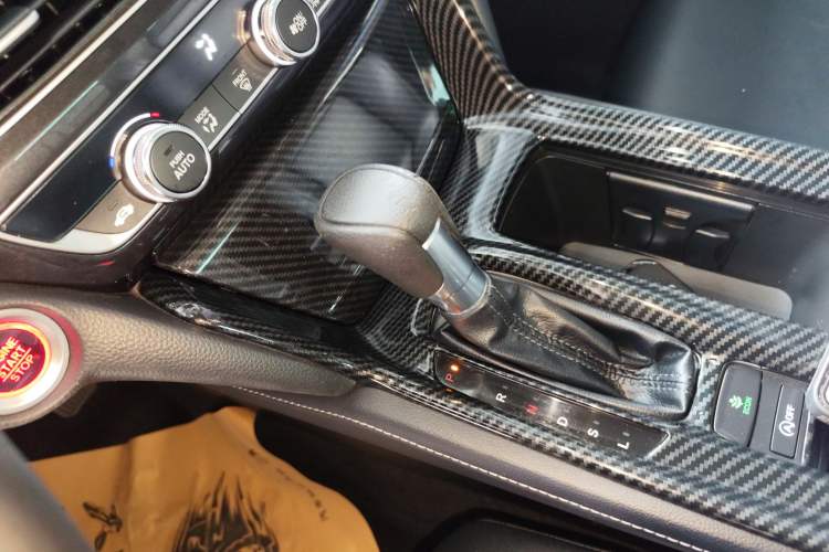 Used Honda Inspire 2019 260TURBO Elite Edition China V Standard Gear Lever