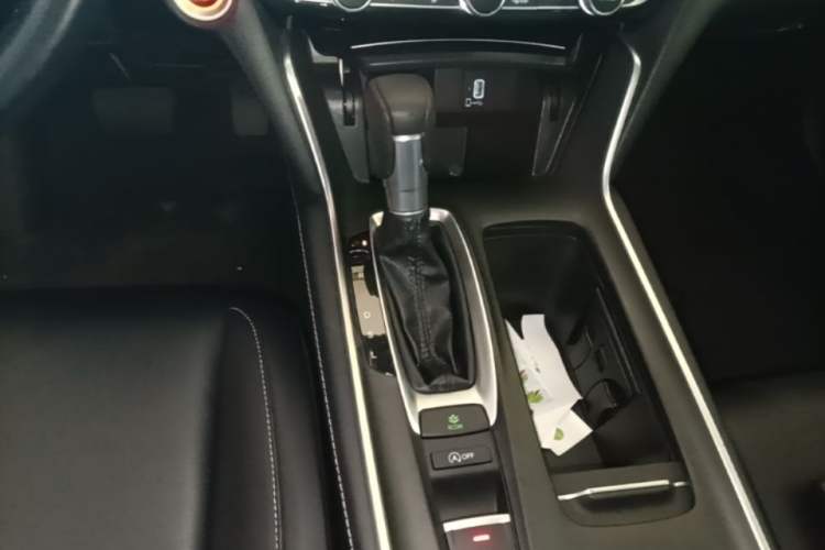 Used Honda Inspire 2019 260TURBO Jingyue Edition China VI Gear Lever