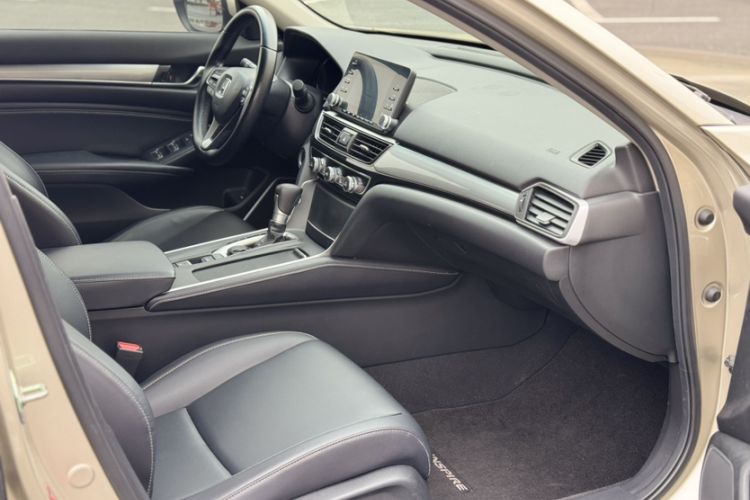 Used Honda Inspire 2019 260TURBO Elegant Edition China VI Emission Standard Interior 1