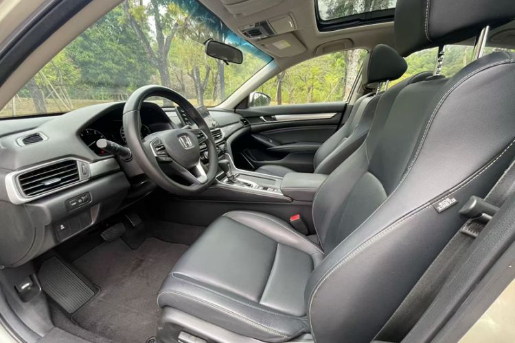 Used Honda Inspire 2019 260TURBO Elegant Edition China VI Emission Standard Interior 3