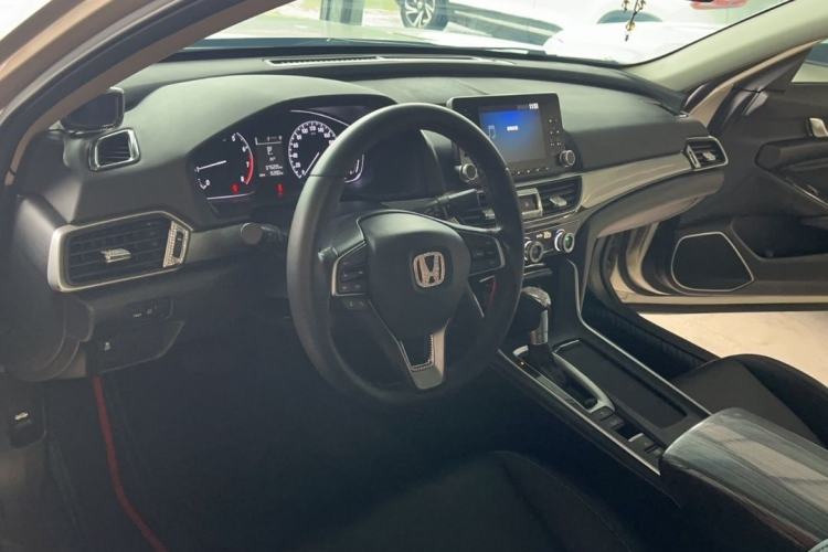 Used Honda Inspire 2019 260TURBO Elegant Edition China VI Emission Standard Interior 5
