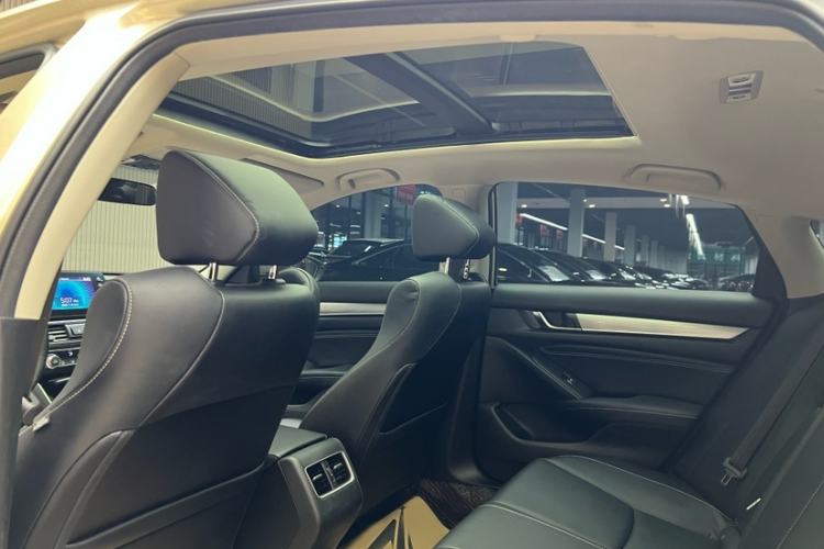 Used Honda Inspire 2019 260TURBO Elegant Edition China VI Emission Standard Interior 6