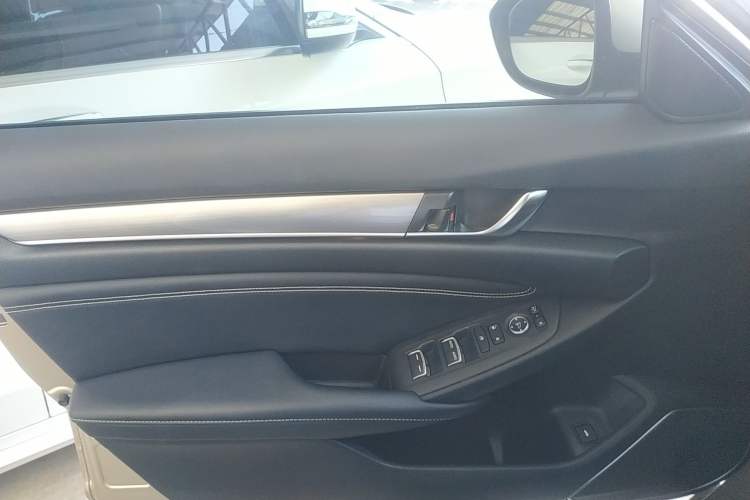 Used Honda Inspire 2019 260TURBO Elite Edition China V Standard Left Front Door Interior