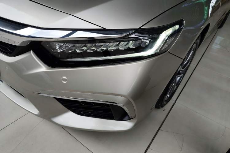 Used Honda Inspire 2019 260TURBO Elite Edition China V Standard Left Front Headlight