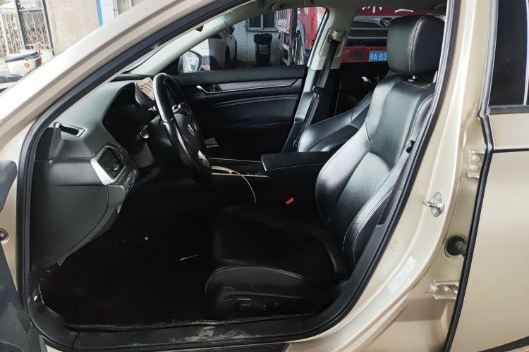 Used Honda Inspire 2019 260TURBO Elegant Edition China VI Emission Standard Left Front Seat