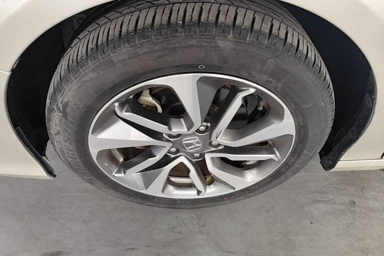 Used Honda Inspire 2019 260TURBO Elegant Edition China VI Emission Standard Left Front Wheel Hub