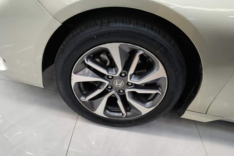 Used Honda Inspire 2019 260TURBO Elegant Edition China V Emission Standard Left Front Wheel Hub