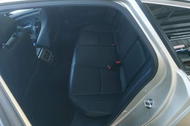 Used Honda Inspire 2019 260TURBO Elite Edition China V Standard Left Rear Seat