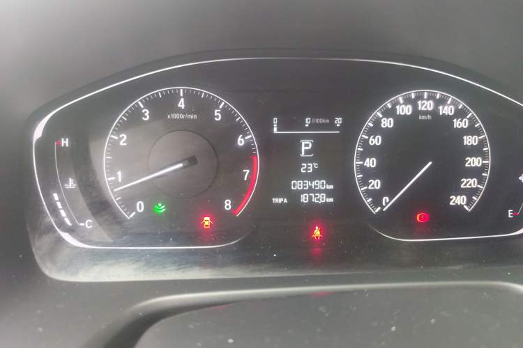 Used Honda Inspire 2019 260TURBO Elegant Edition China V Emission Standard Odometer Close Up