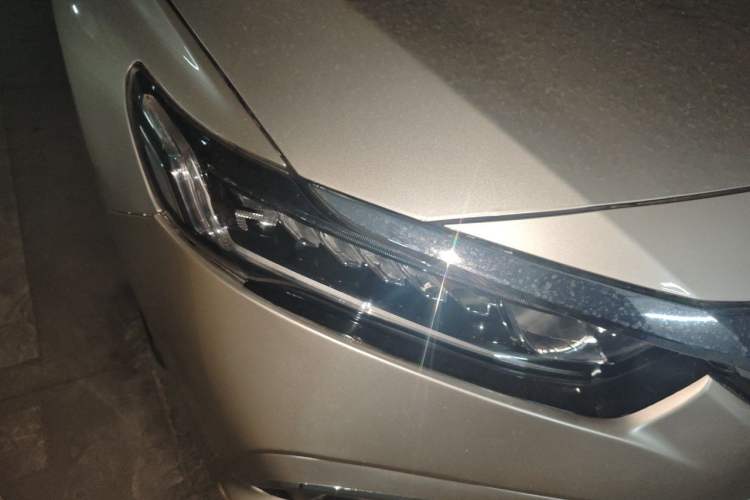 Used Honda Inspire 2019 260TURBO Elegant Edition China VI Emission Standard Right Front Headlight