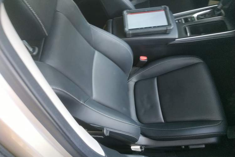 Used Honda Inspire 2019 260TURBO Elite Edition China V Standard Right Front Seat