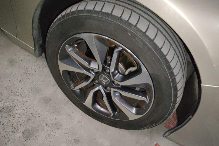 Used Honda Inspire 2019 260TURBO Elegant Edition China VI Emission Standard Right Front Wheel Hub
