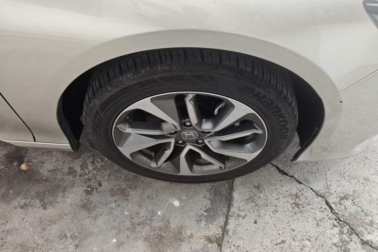 Used Honda Inspire 2019 260TURBO Elegant Edition China V Standard Right Front Wheel Hub