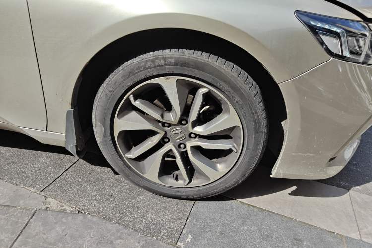 Used Honda Inspire 2019 260TURBO Elegant Edition China VI Emission Standard Right Front Wheel Hub