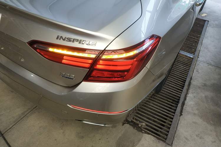 Used Honda Inspire 2019 260TURBO Elite Edition China V Standard Right Rear Taillight