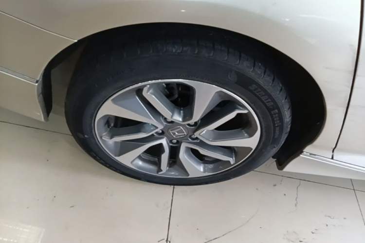 Used Honda Inspire 2019 260TURBO Jingyue Edition China VI Right Rear Wheel Hub