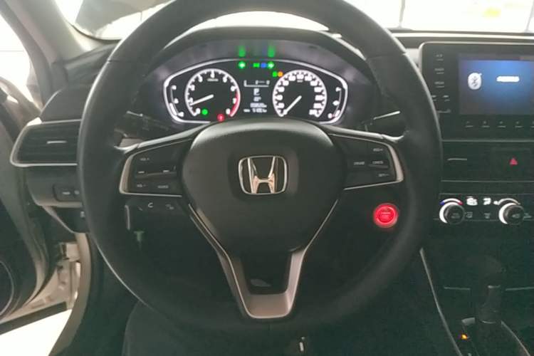 Used Honda Inspire 2019 260TURBO Elegant Edition China V Emission Standard Steering Wheel