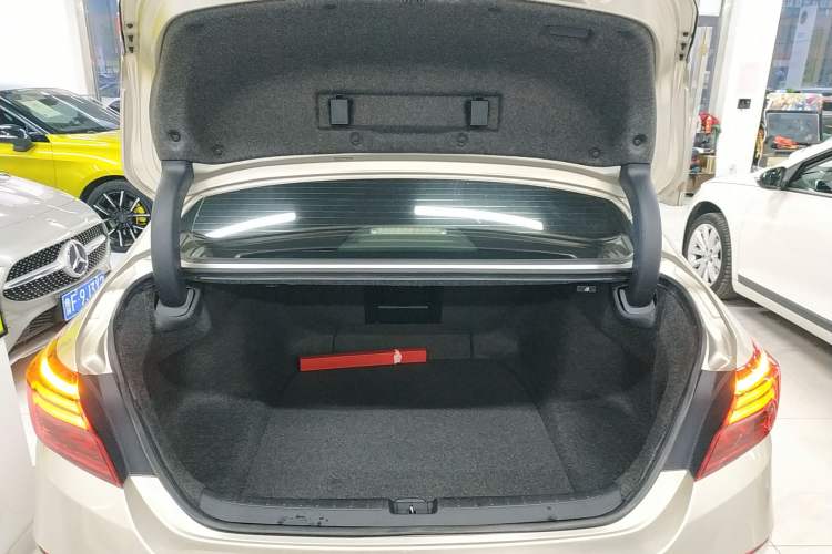 Used Honda Inspire 2019 260TURBO Elite Edition China V Standard Trunk