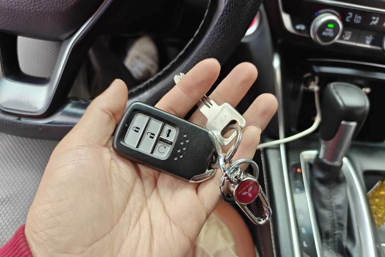 Used Honda Inspire 2019 260TURBO Elegant Edition China VI Emission Standard Vehicle Key