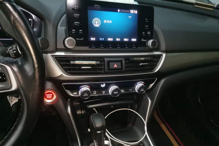Used Honda Inspire 2019 260TURBO Elegant Edition China VI Emission Standard Audio And AC Panel