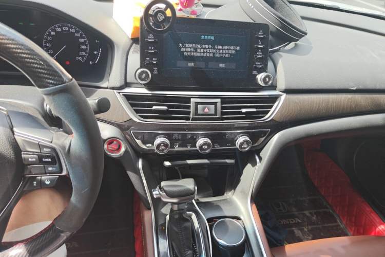 Used Honda Inspire 2019 260TURBO Elite Edition China V Standard Audio And AC Panel