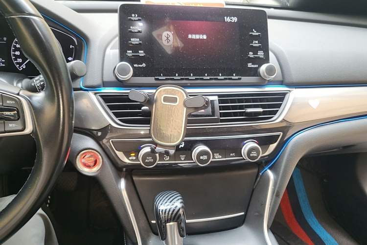 Used Honda Inspire 2019 260TURBO Elegant Edition China VI Emission Standard Audio And AC Panel