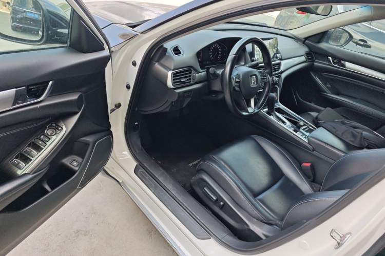 Used Honda Inspire 2019 260TURBO Elegant Edition China VI Emission Standard Driver Seat