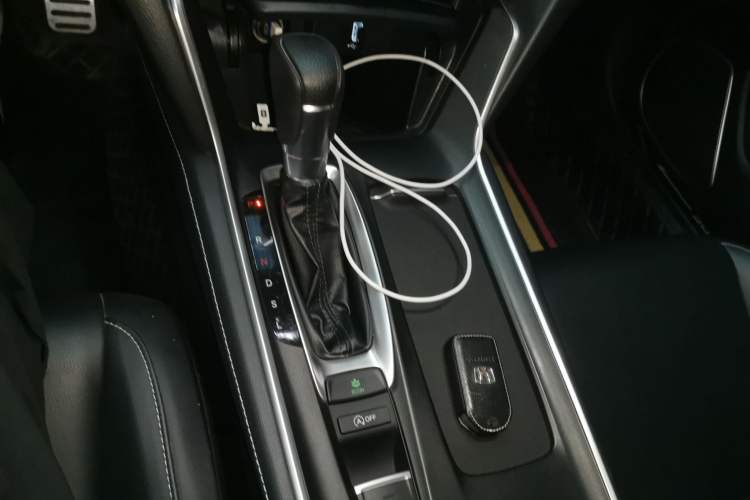Used Honda Inspire 2019 260TURBO Elegant Edition China VI Emission Standard Gear Lever