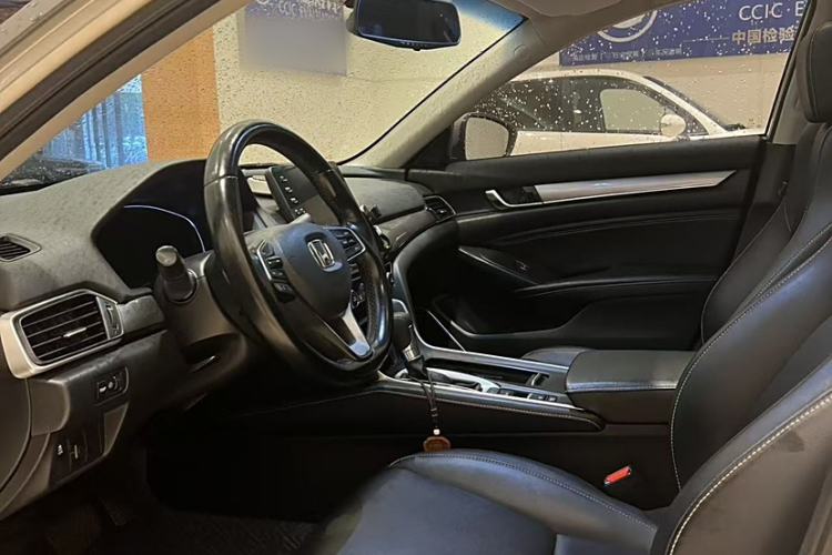 Used Honda Inspire 2019 260TURBO Elegant Edition China VI Emission Standard Interior 1