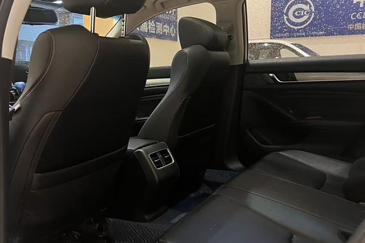 Used Honda Inspire 2019 260TURBO Elegant Edition China VI Emission Standard Interior 3