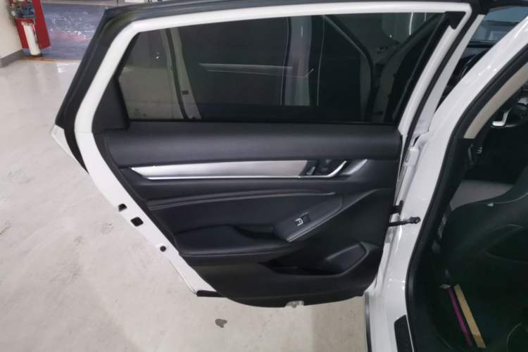 Used Honda Inspire 2019 260TURBO Elegant Edition China VI Emission Standard Left Rear Door Interior