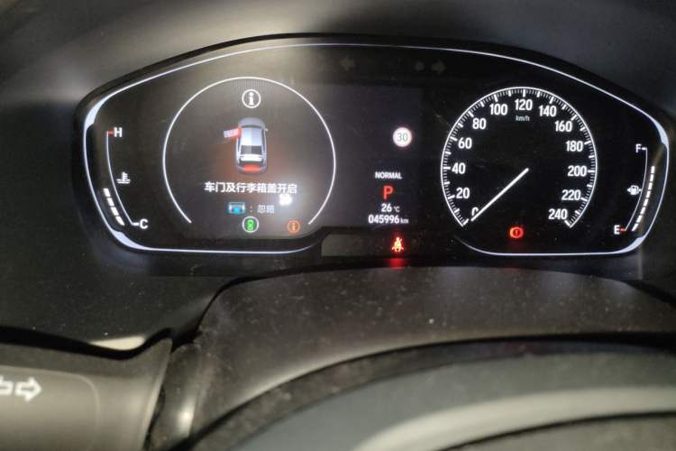 Used Honda Inspire 2019 260TURBO Elegant Edition China VI Emission Standard Odometer Close Up
