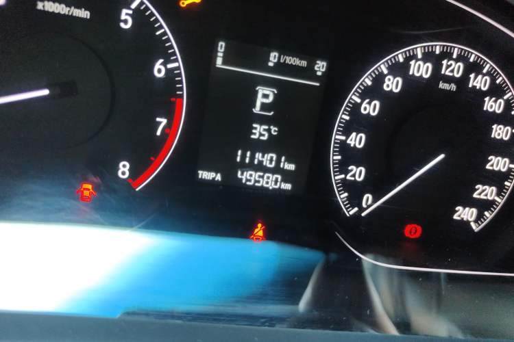 Used Honda Inspire 2019 260TURBO Elegant Edition China VI Emission Standard Odometer Close Up