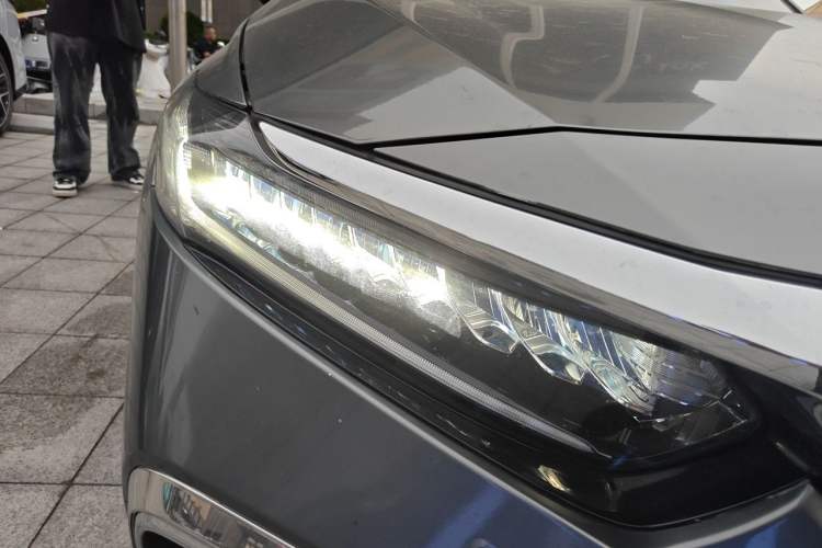 Used Honda Inspire 2019 Rui·Hybrid 2.0L Jingya Edition China VI Right Front Headlight