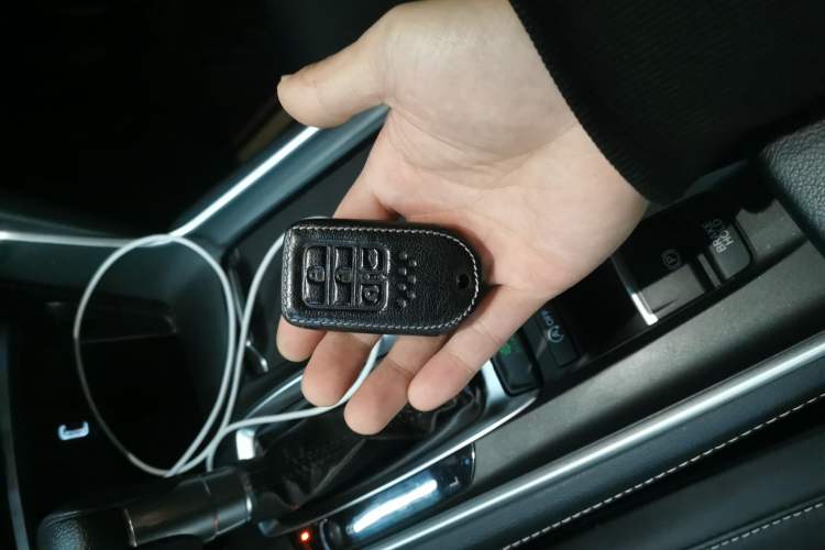 Used Honda Inspire 2019 260TURBO Elegant Edition China VI Emission Standard Vehicle Key