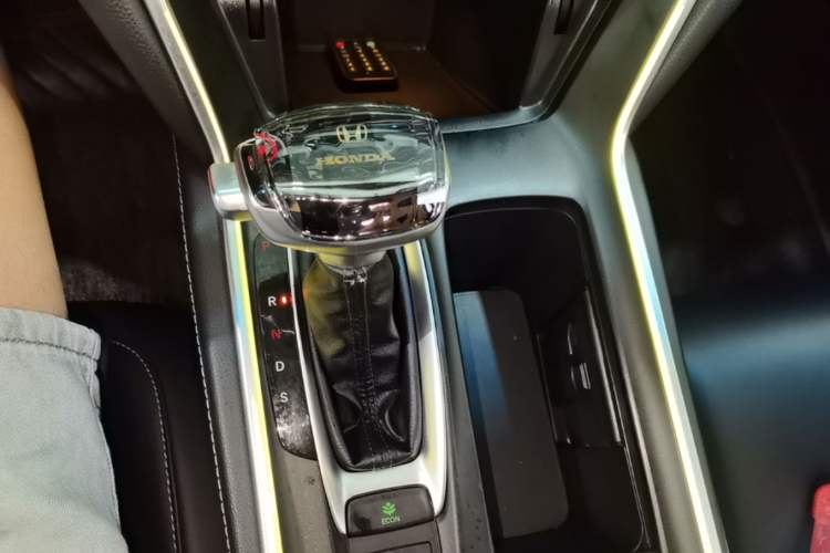 Used Honda Inspire 2019 260TURBO Elegant Edition China VI Emission Standard Gear Lever
