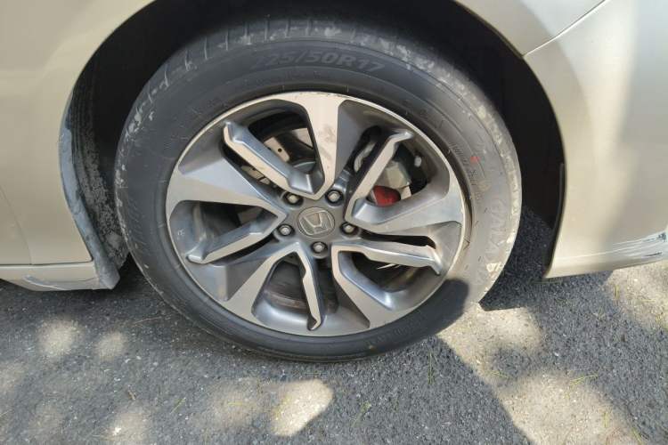 Used Honda Inspire 2019 260TURBO Elite Edition China V Standard Right Front Wheel Hub