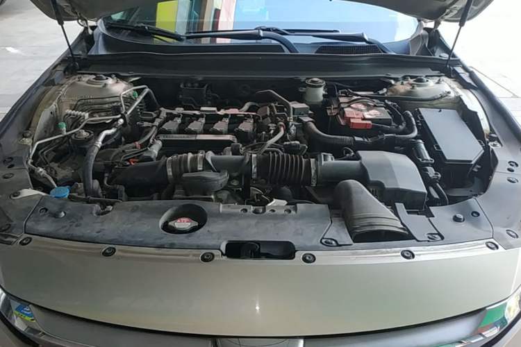 Used Honda Inspire 2019 260TURBO Elite Edition China V Standard Engine Bay