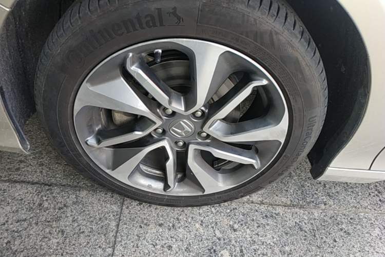 Used Honda Inspire 2019 260TURBO Elite Edition China V Standard Left Front Wheel Hub